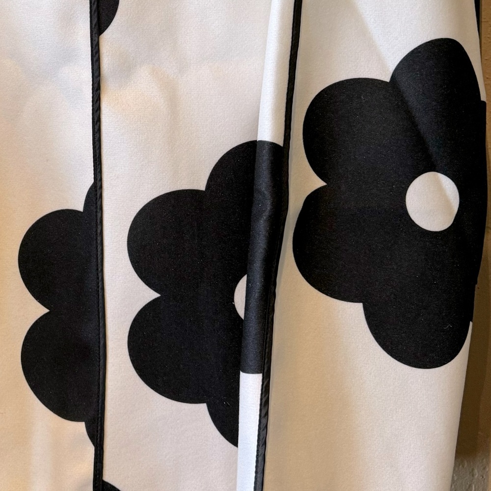 Lena Vie Black Daisy White Pull On Open Front Blazer Coat - Picture 10 of 11